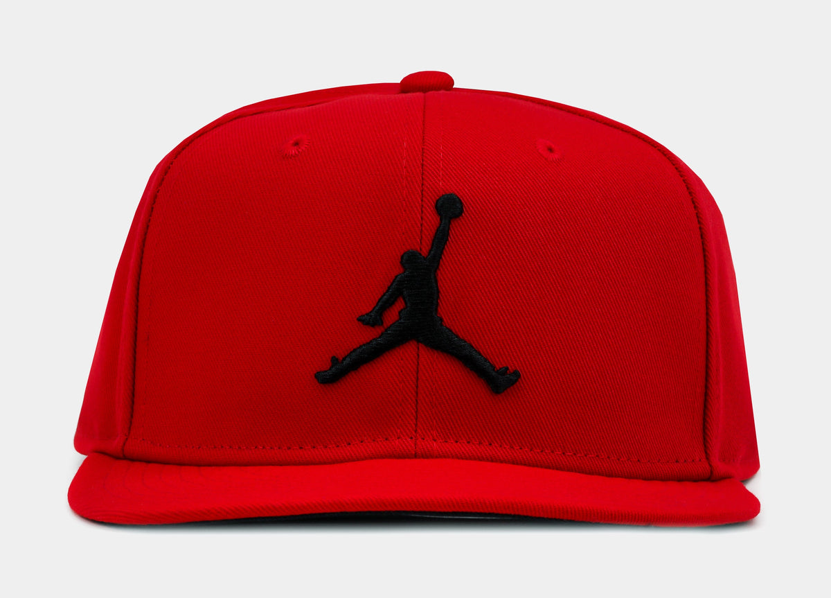 Exclusive Jumpman Pro Snapback Mens Hat (Red/Black) — S/M — Front View