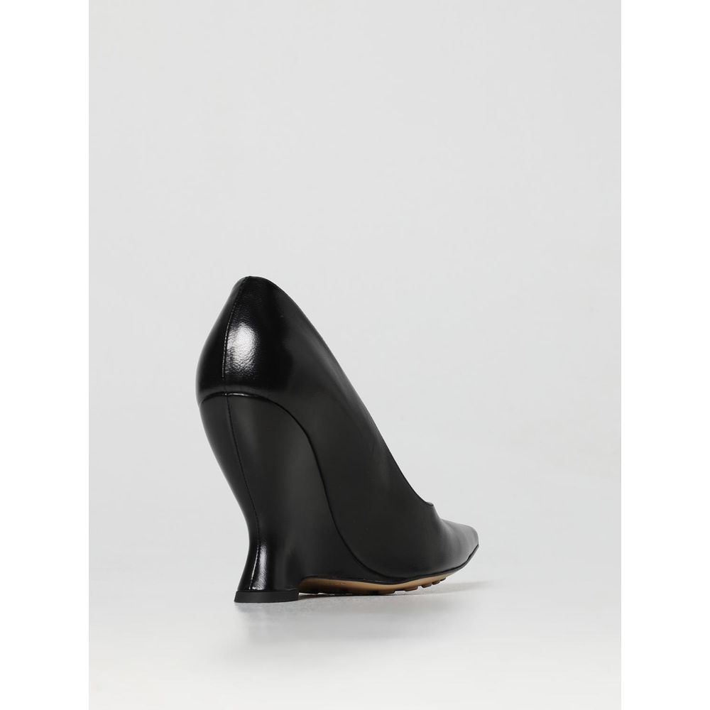 Bottega Veneta Black Leather High Heel Women's Pumps