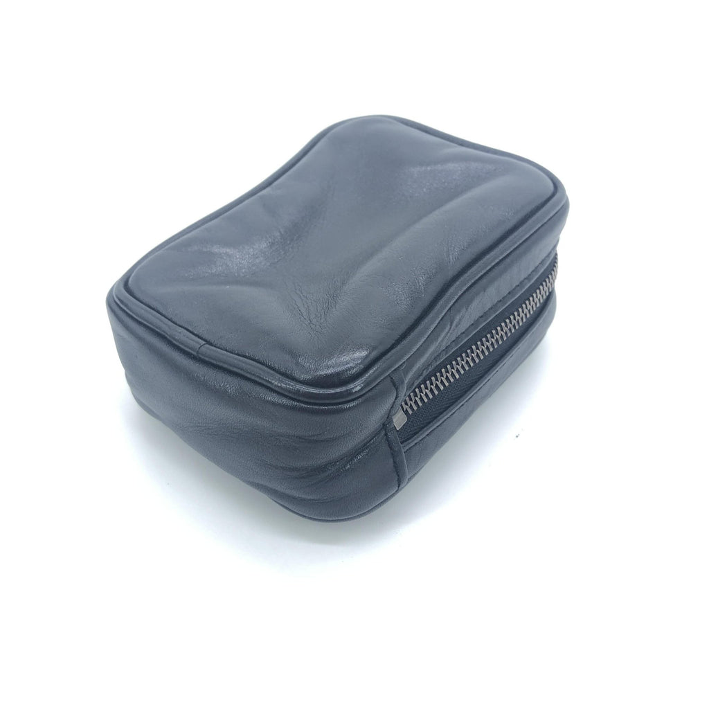 Louis Vuitton Black Leather Zippered Carrying Women's Case (Pre-Owned)