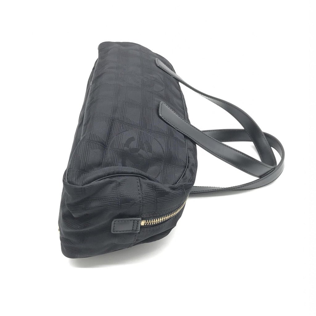 Chanel Black Nylon Travel Women's Handbag (Pre-Owned)