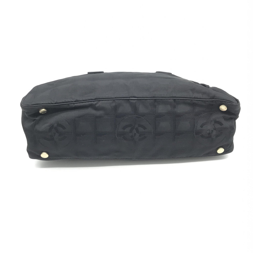 Chanel Black Nylon Travel Women's Handbag (Pre-Owned)