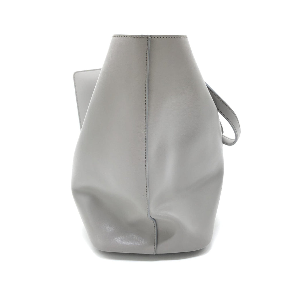 Salvatore Ferragamo Gancio City Light Grey Leather Tote Women's Bag (Pre-Owned)