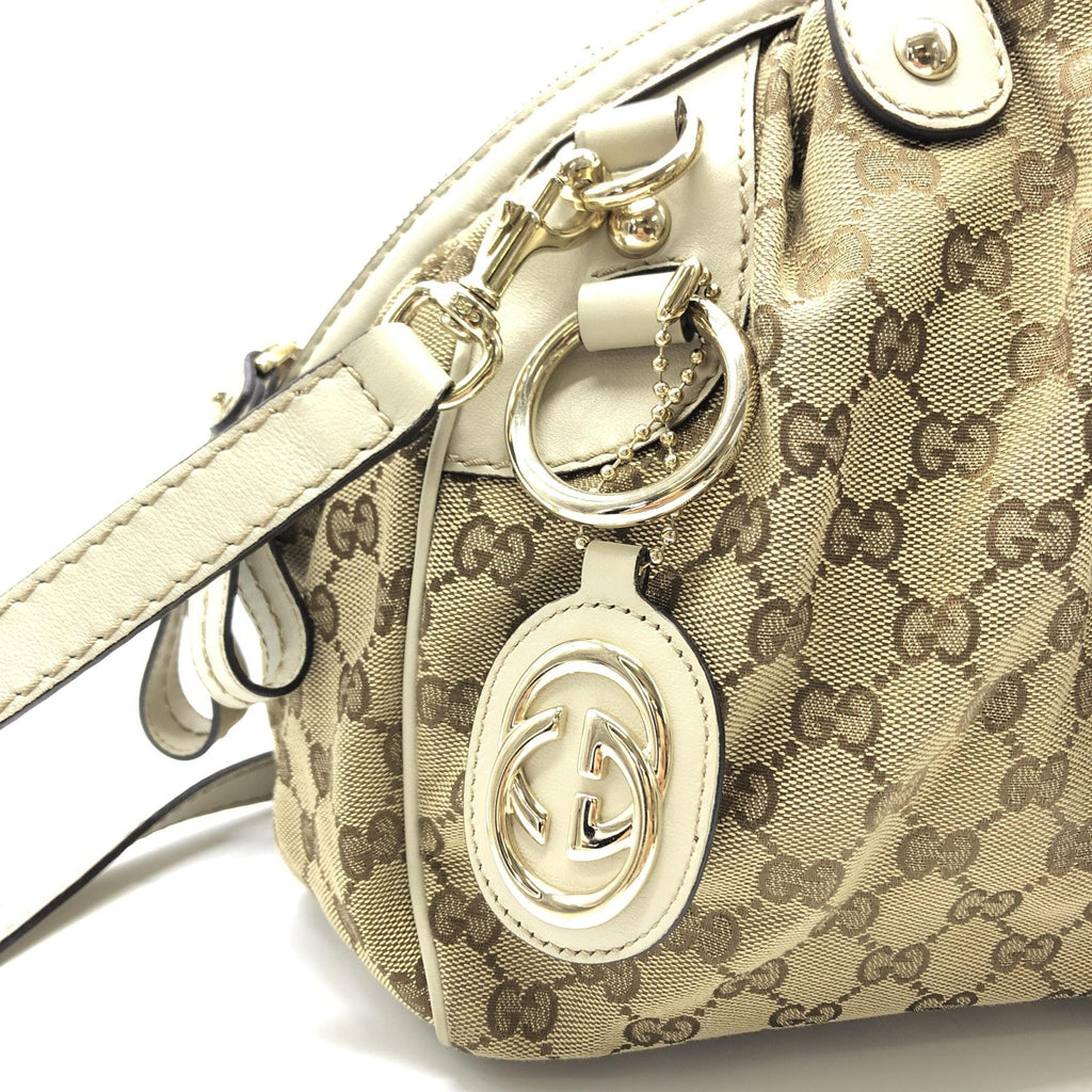 Gucci GG Canvas Women's Handbag (Pre-Owned)