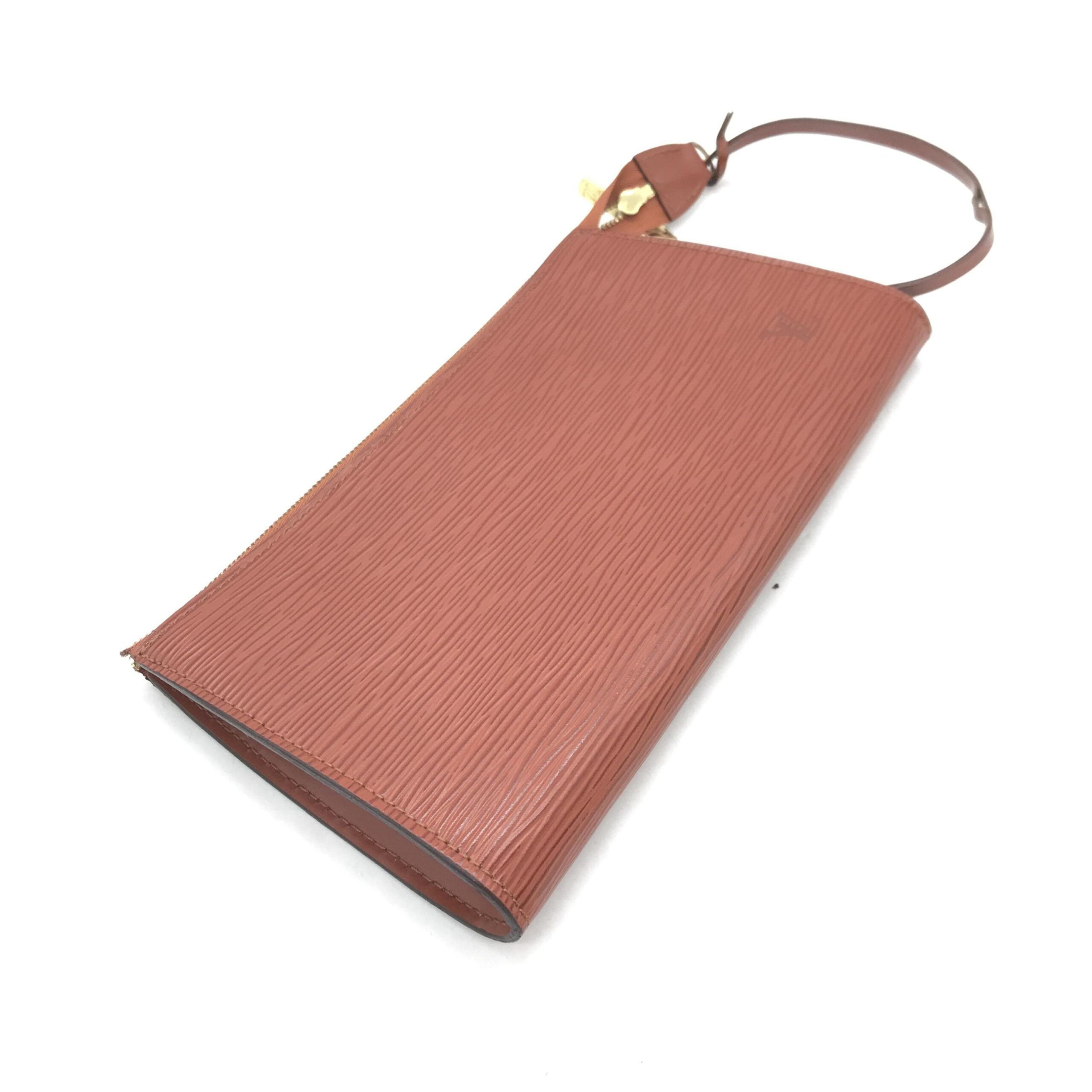Louis Vuitton Epi Leather Zippered Women's Wallet (Pre-Owned)