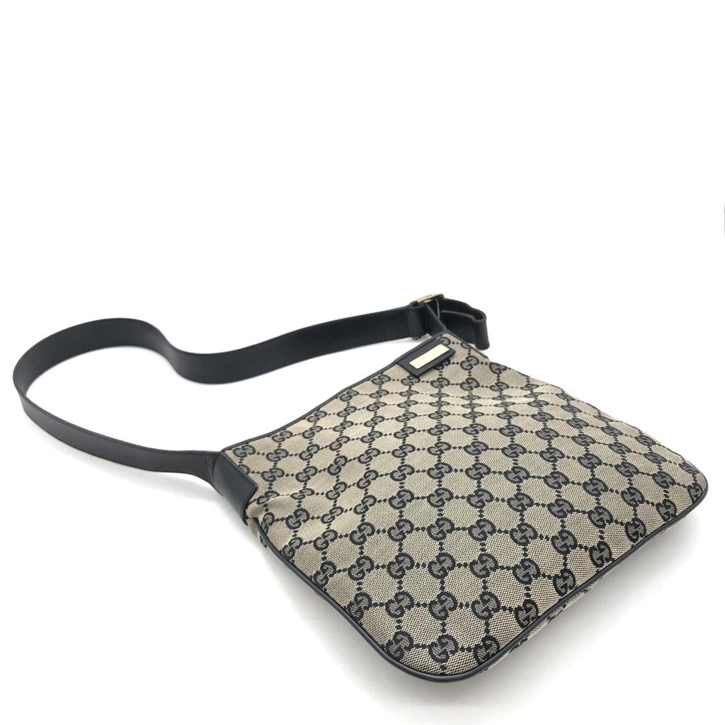 Gucci GG Canvas Shoulder Women's Bag (Pre-Owned)