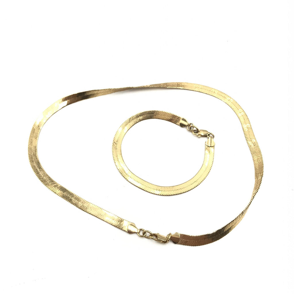 Givenchy Givenchy Gold-Plated Herringbone Chain Women's Bracelet (Pre-Owned)