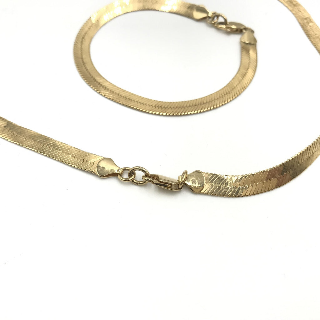 Givenchy Givenchy Gold-Plated Herringbone Chain Women's Bracelet (Pre-Owned)
