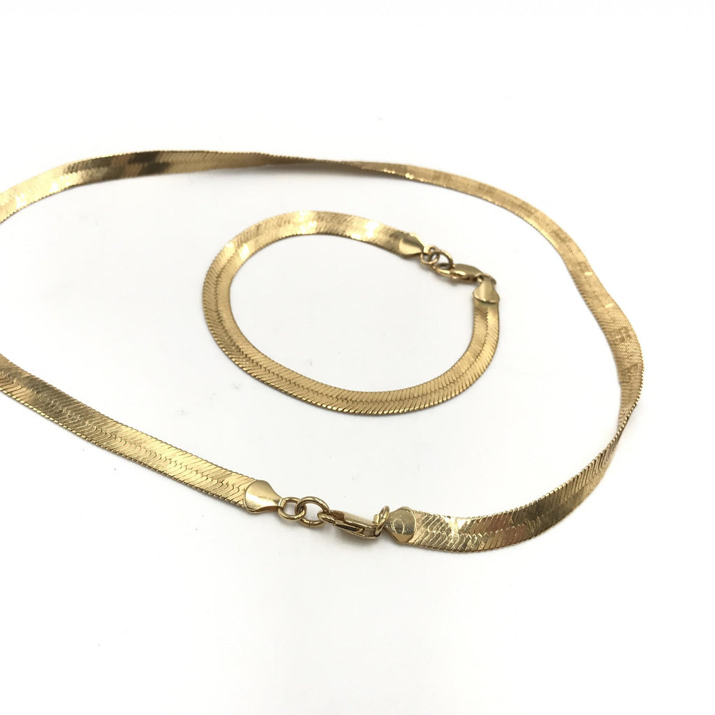 Givenchy Givenchy Gold-Plated Herringbone Chain Women's Bracelet (Pre-Owned)