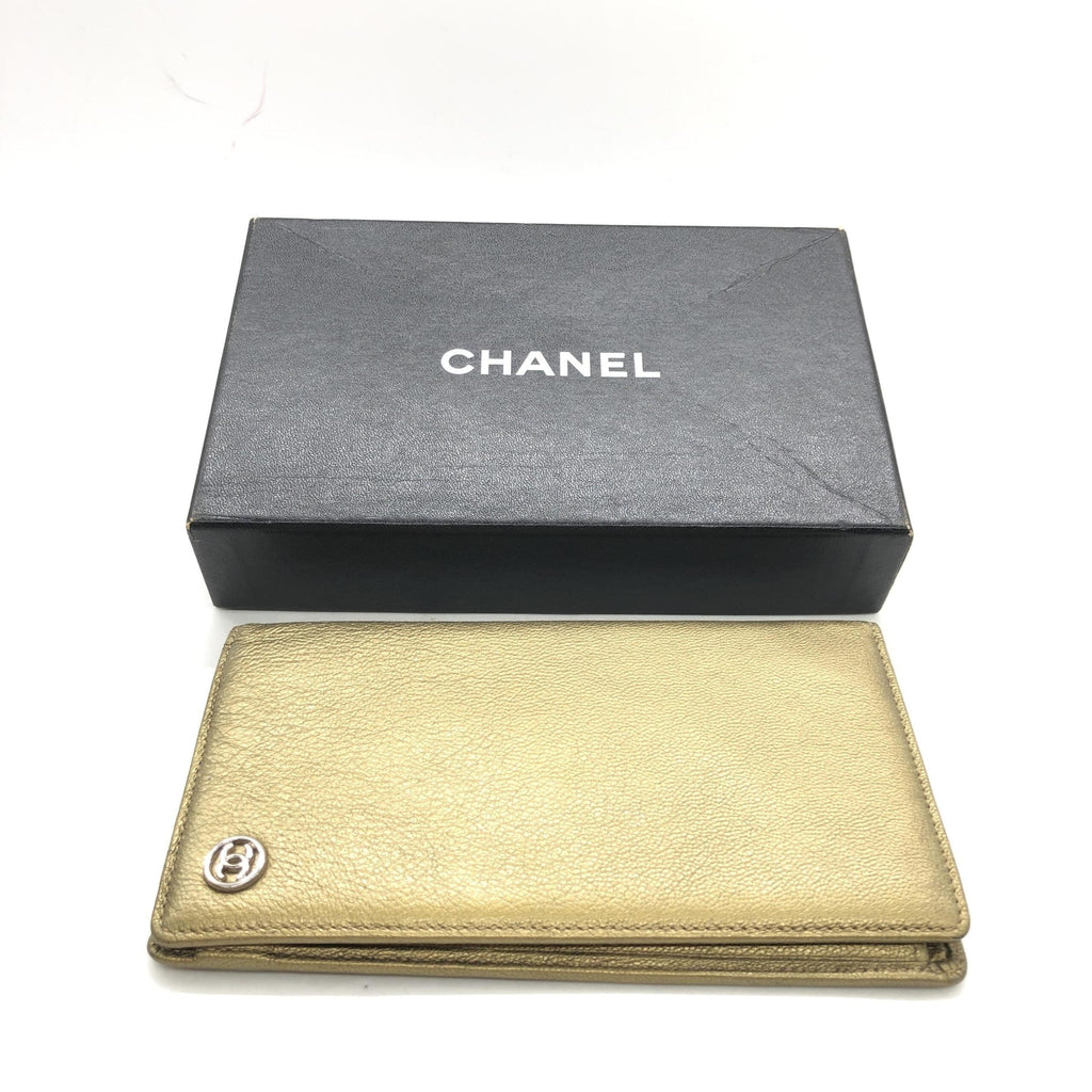 Chanel Gold Tone Caviar Leather Bifold Women's Wallet (Pre-Owned)