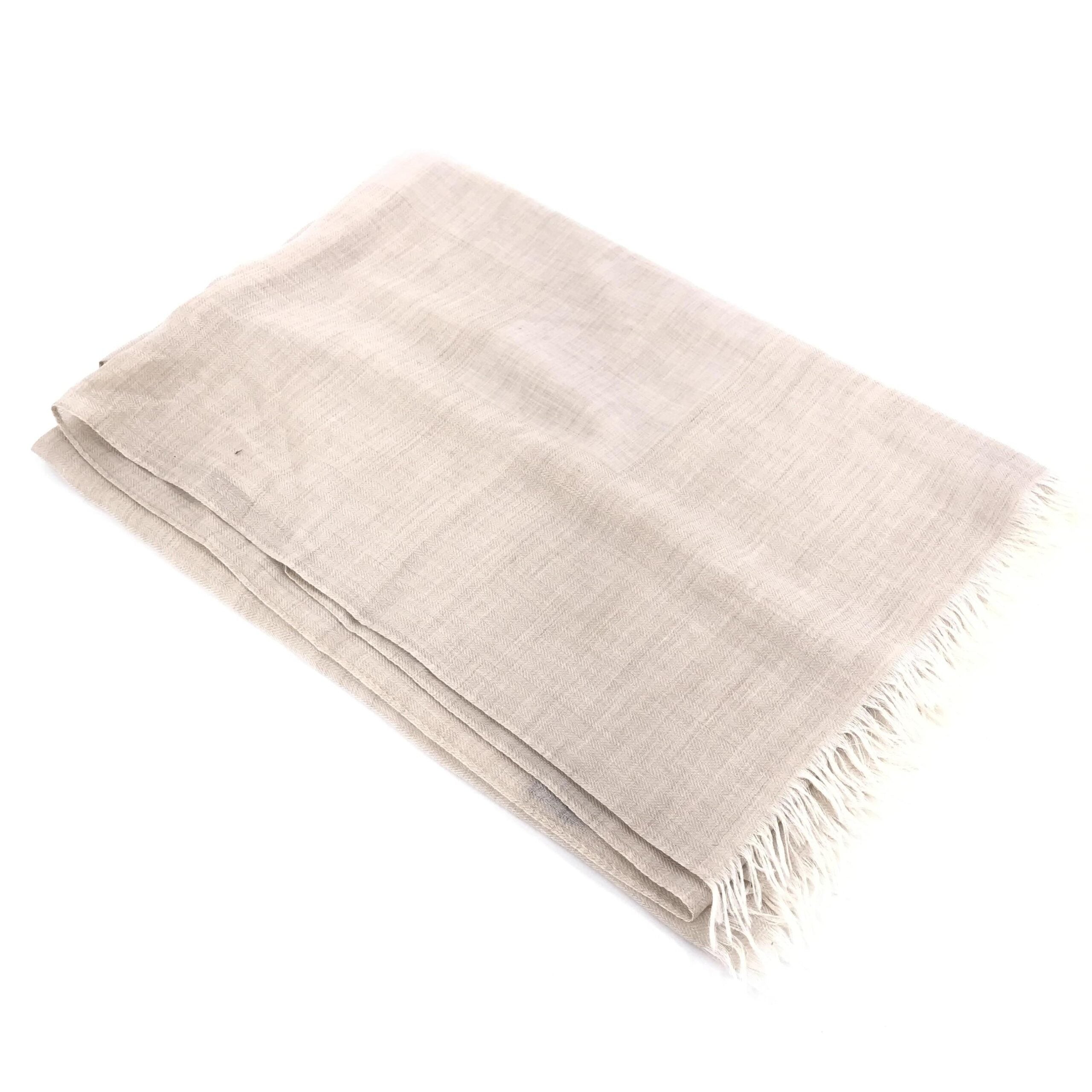 Hermès Light Beige Linen Scarf With Women's Fringes (Pre-Owned)