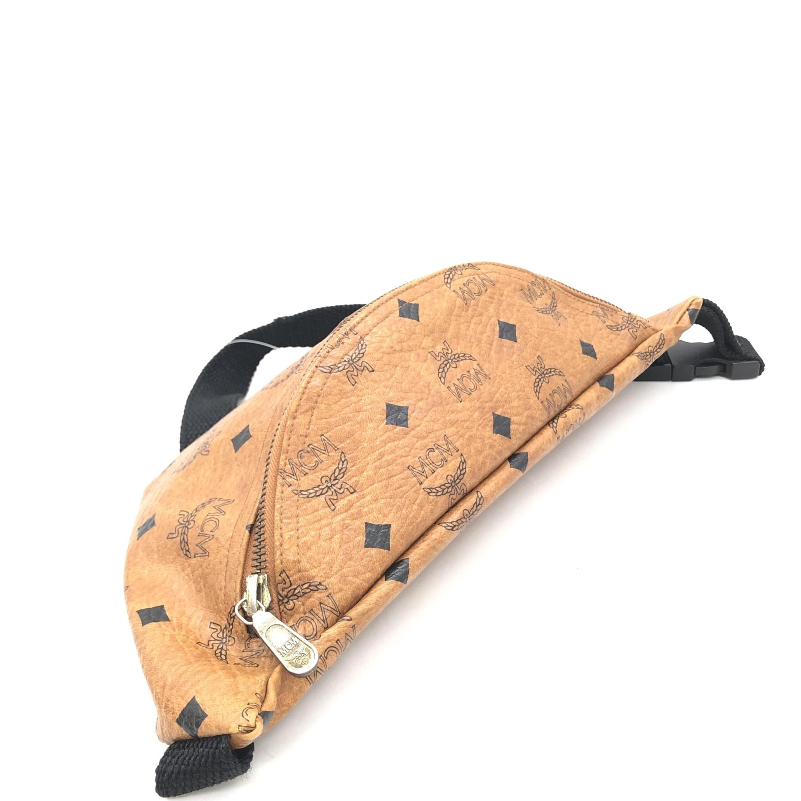 MCM Leather Waist Bag With Logo Women's Pattern (Pre-Owned)