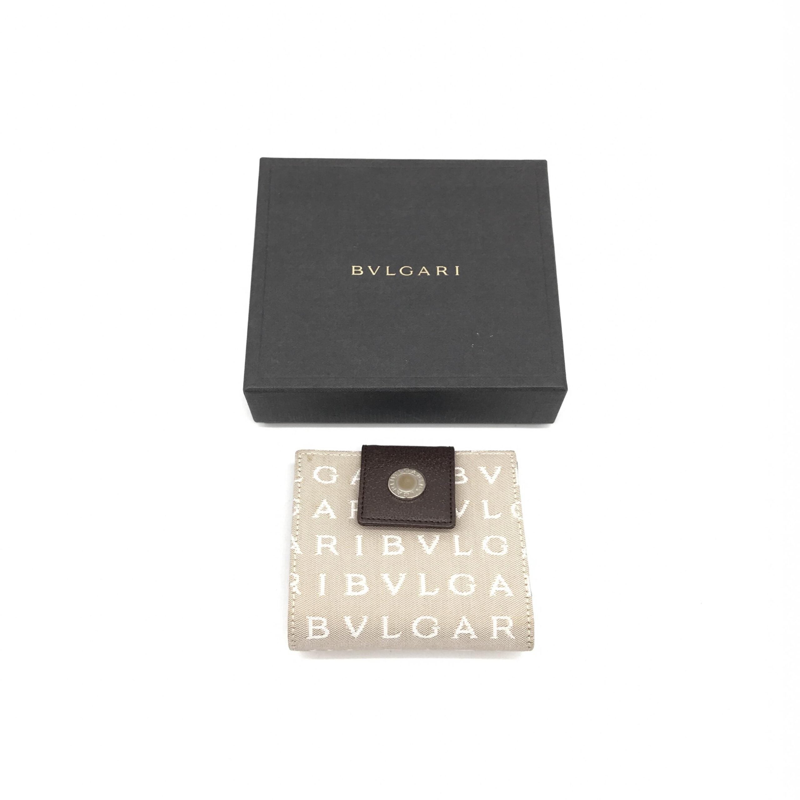 Bulgari Logomania Beige Women's Wallet (Pre-Owned)