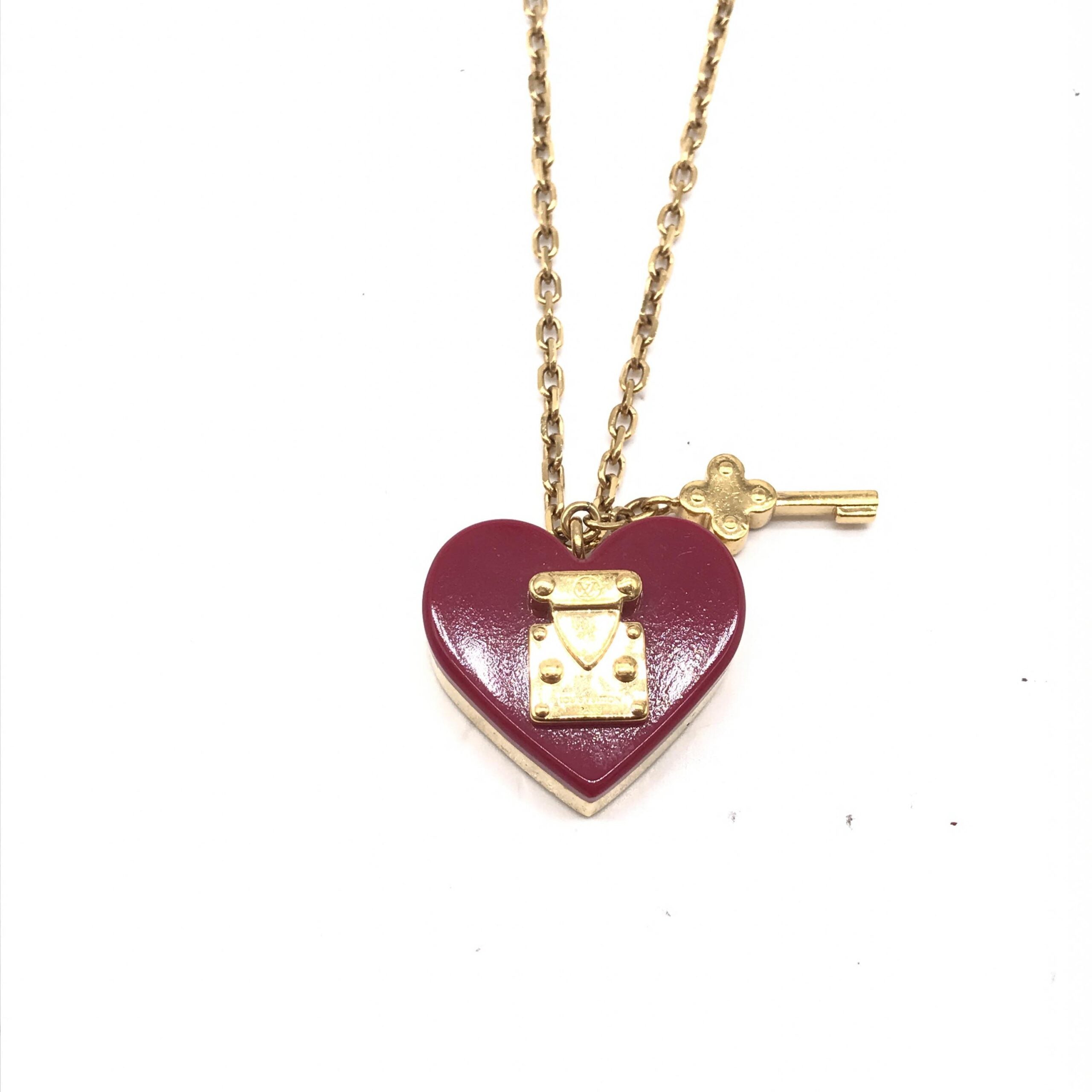 Louis Vuitton LV Heart Women's Necklace (Pre-Owned)