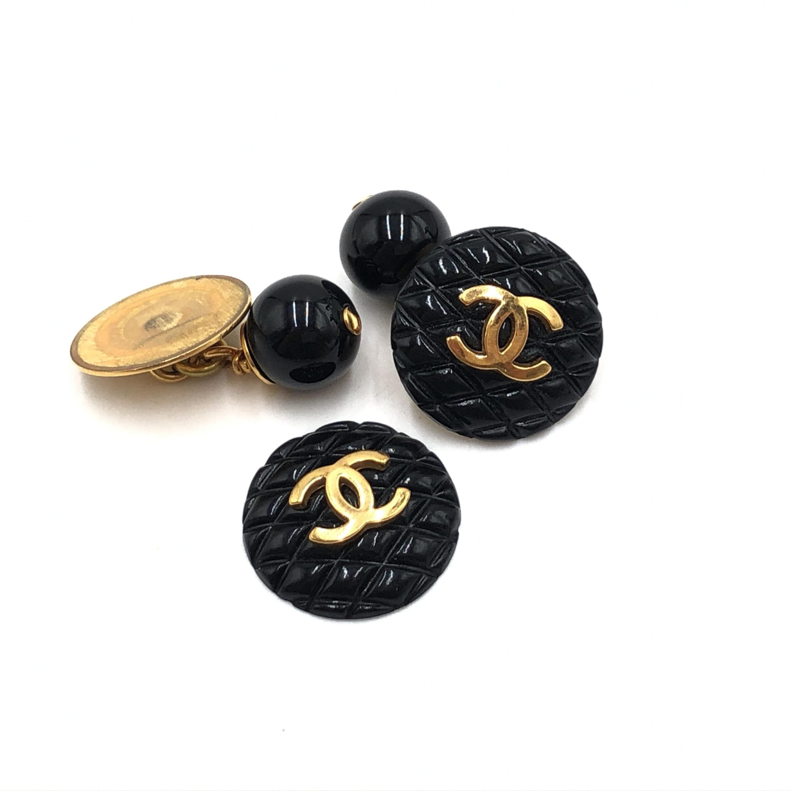 Chanel Matelasse Coco Mark Black Plastic Women's Cufflinks (Pre-Owned)