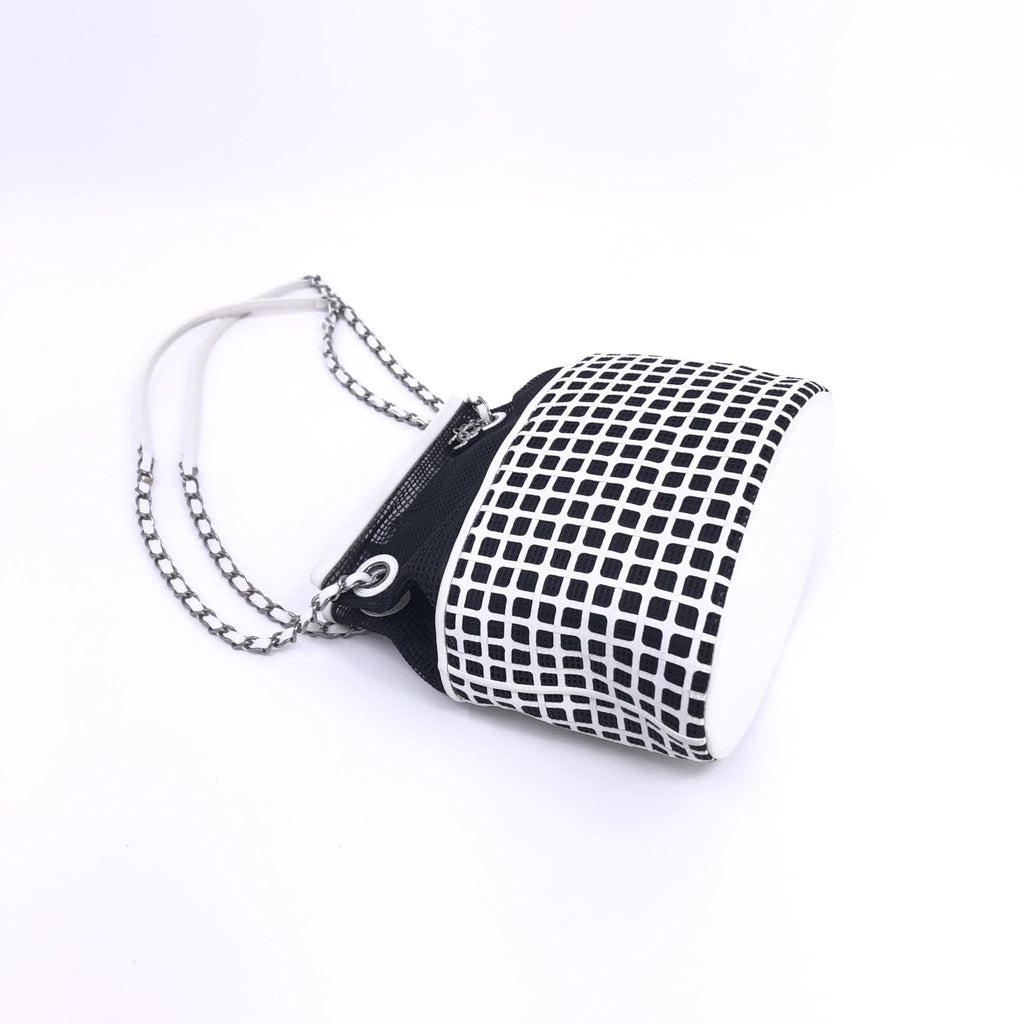 Chanel Mesh And Leather Bucket Women's Bag (Pre-Owned)