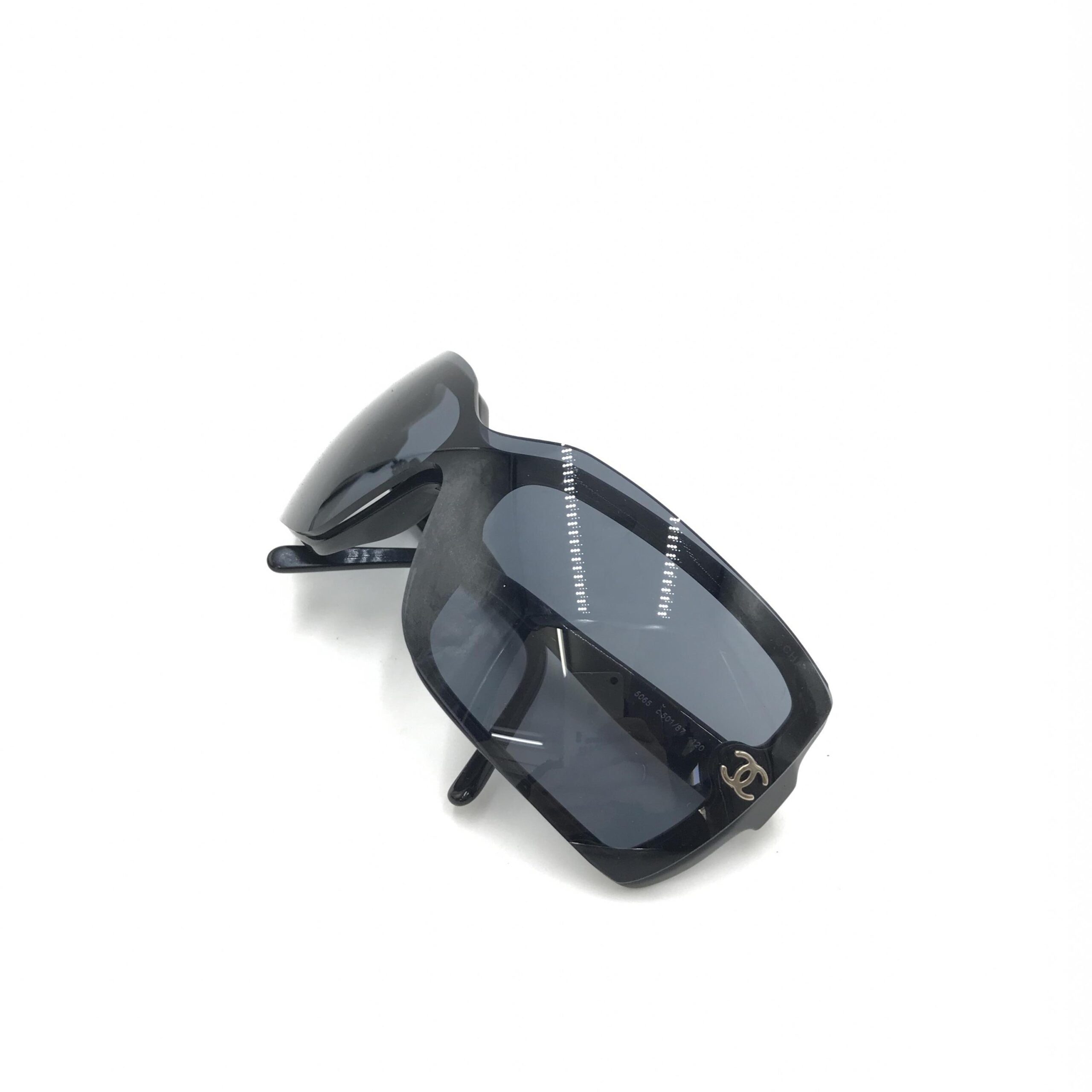 Chanel Oversized Black Sunglasses With Women's Case (Pre-Owned)