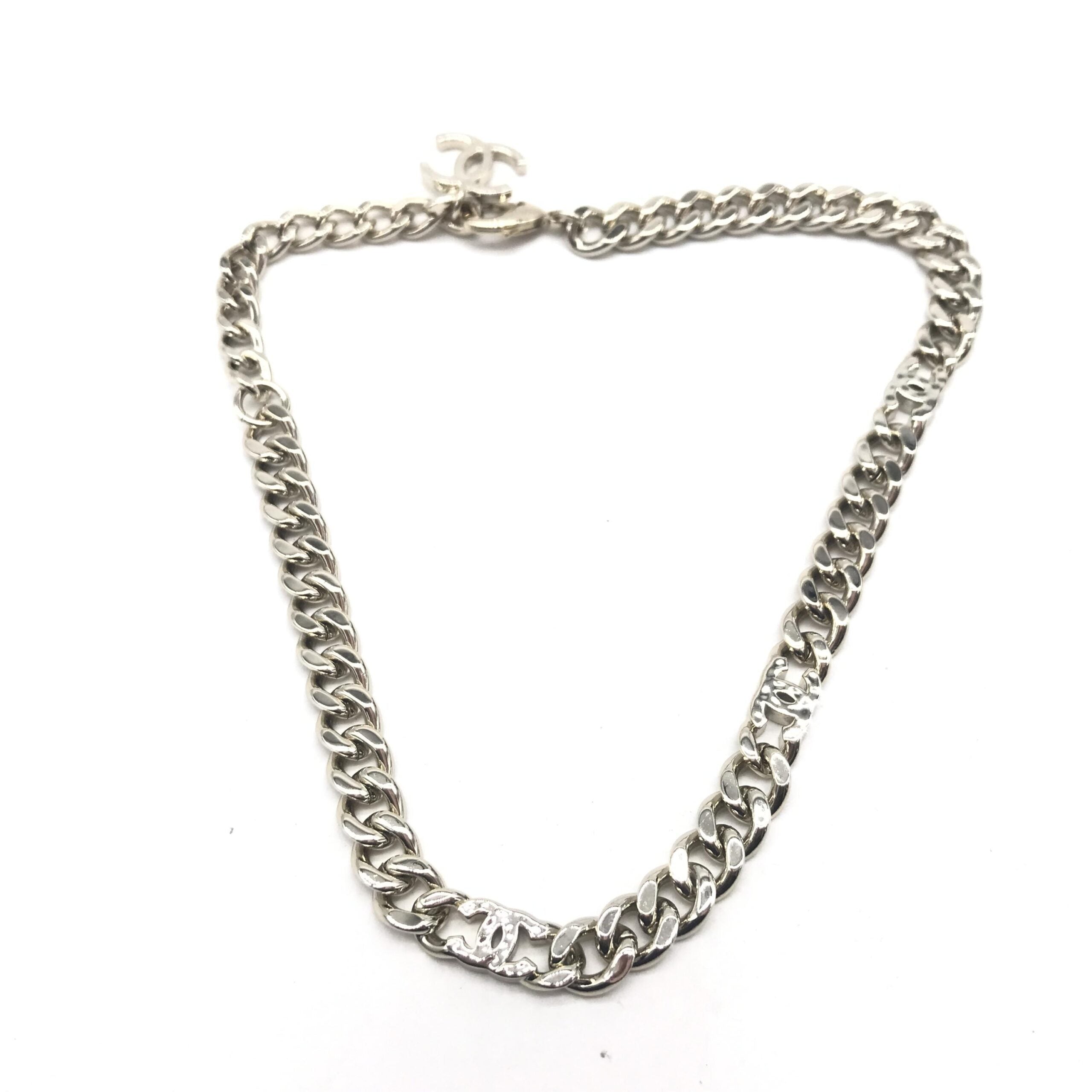 Chanel Silver Tone Curb Chain Link Women's Necklace (Pre-Owned)