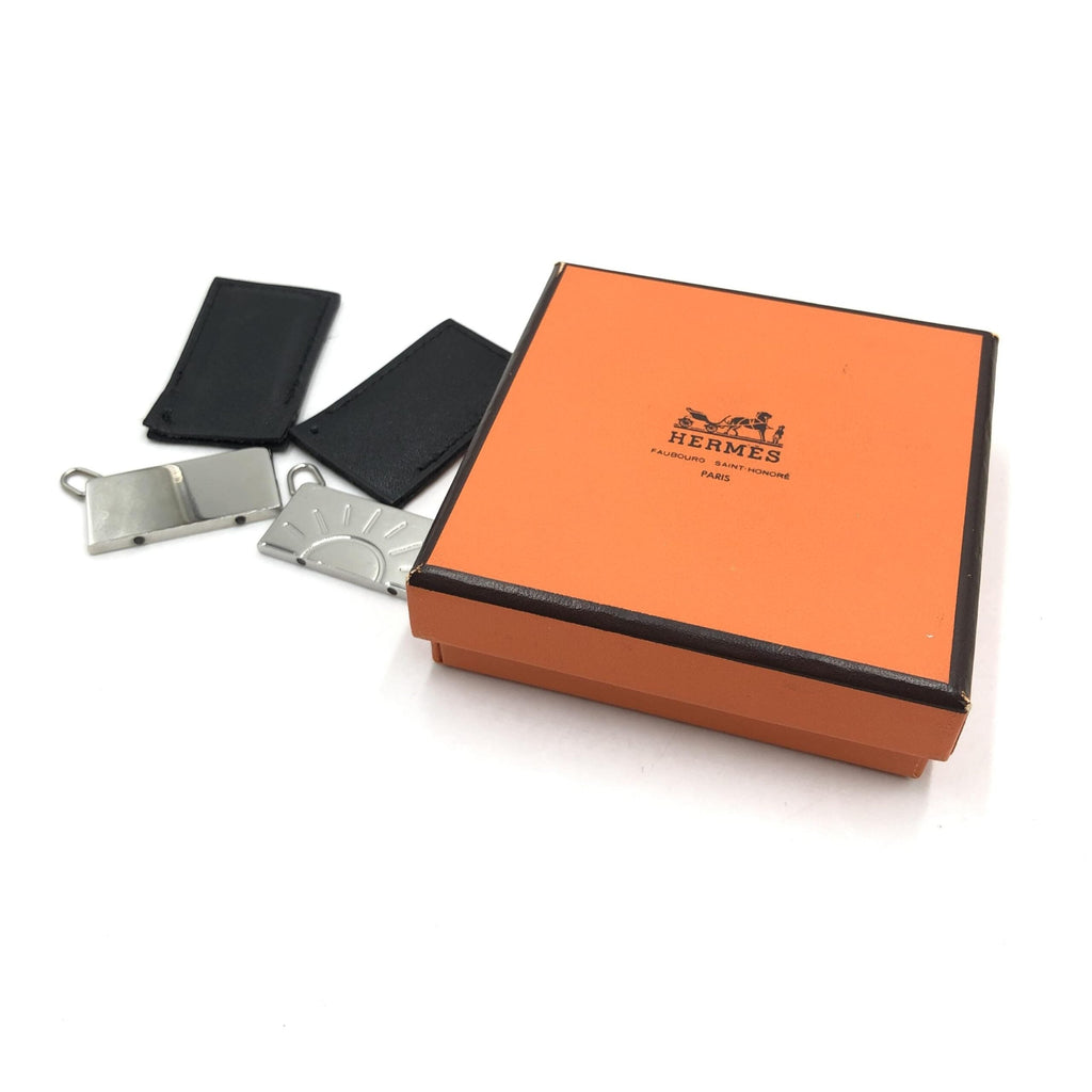 Hermès Silver Tone Half Sun Pendant Women's Set (Pre-Owned)
