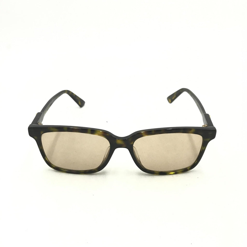 Gucci Stylish Acetate Sunglasses In Women's Brown (Pre-Owned)