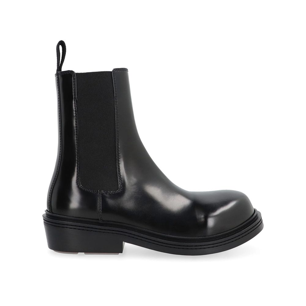Bottega Veneta Black Calfskin Chelsea Women's Boots