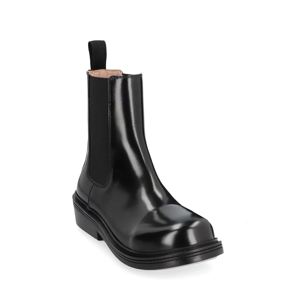 Bottega Veneta Black Calfskin Chelsea Women's Boots