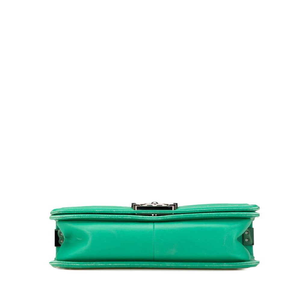 Chanel Boy Flap Bag Chevron Lambskin With Holographic Pvc Green Leather Shoulder Bag Bag (Pre-Owned)