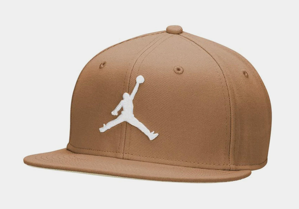 Exclusive Jumpman Pro Snapback Mens Hat (Brown/White) — S/M — Front View