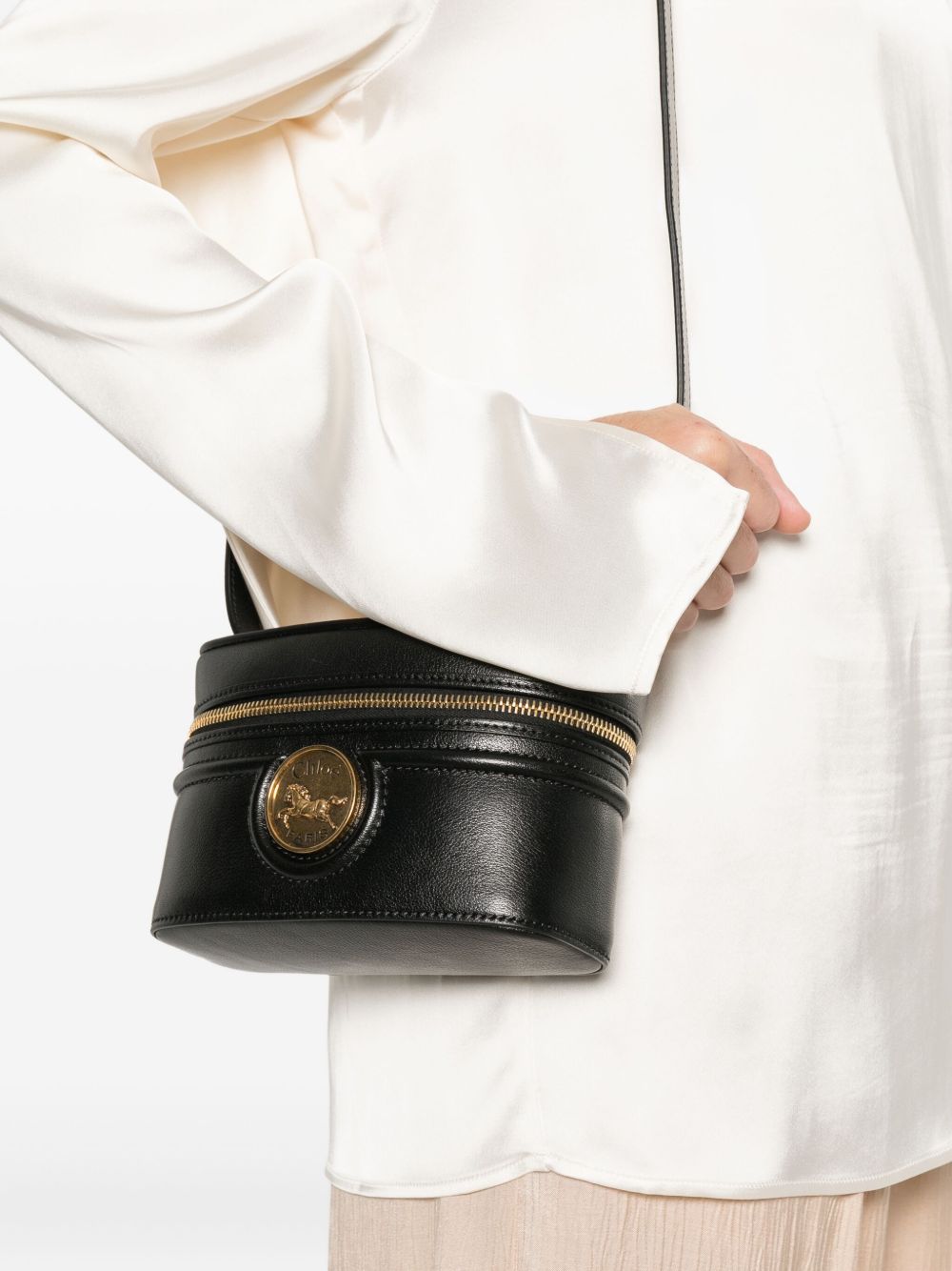 Chloé Women's Horse Medal Leather Shoulder Bag
