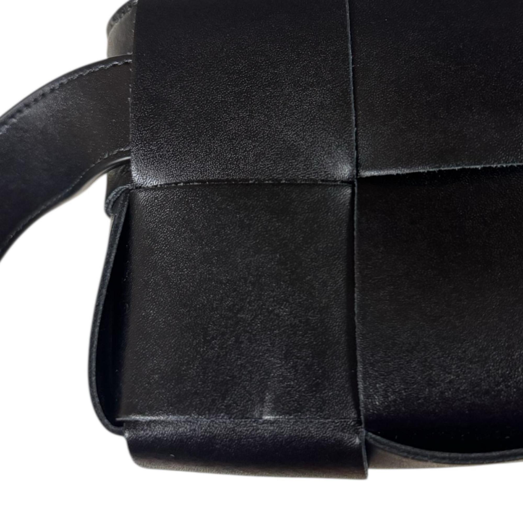 Bottega Veneta Black Leather Fanny Pack Sling Bag (Pre-Owned)
