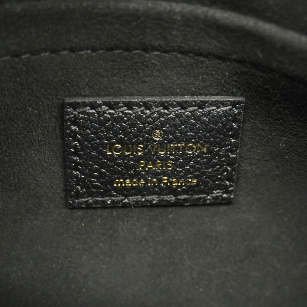 Louis Vuitton Noir Handbag (Pre-Owned)