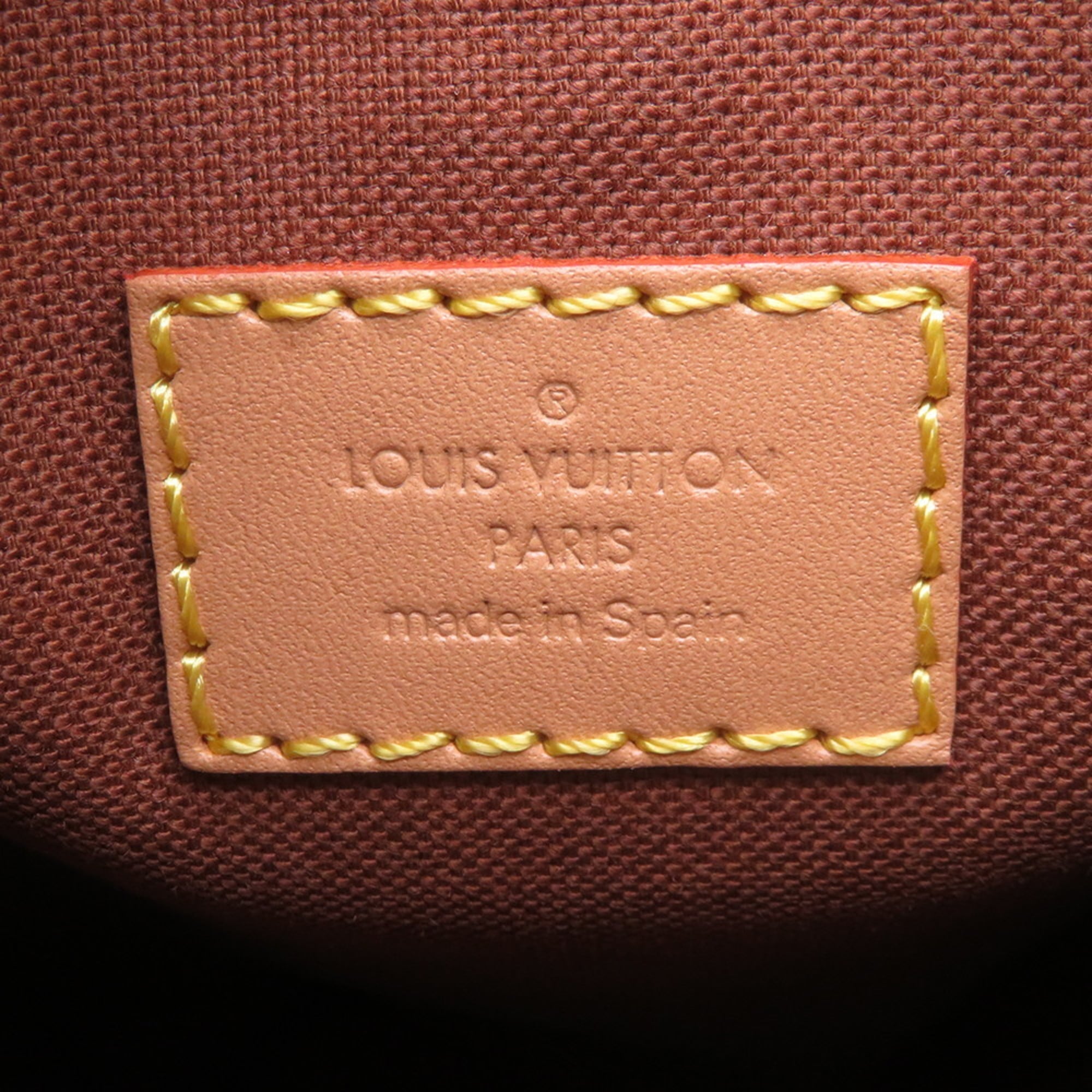 Louis Vuitton Monogram Brown Monogram Monogram Pouch Shoulder Bag (Pre-Owned)