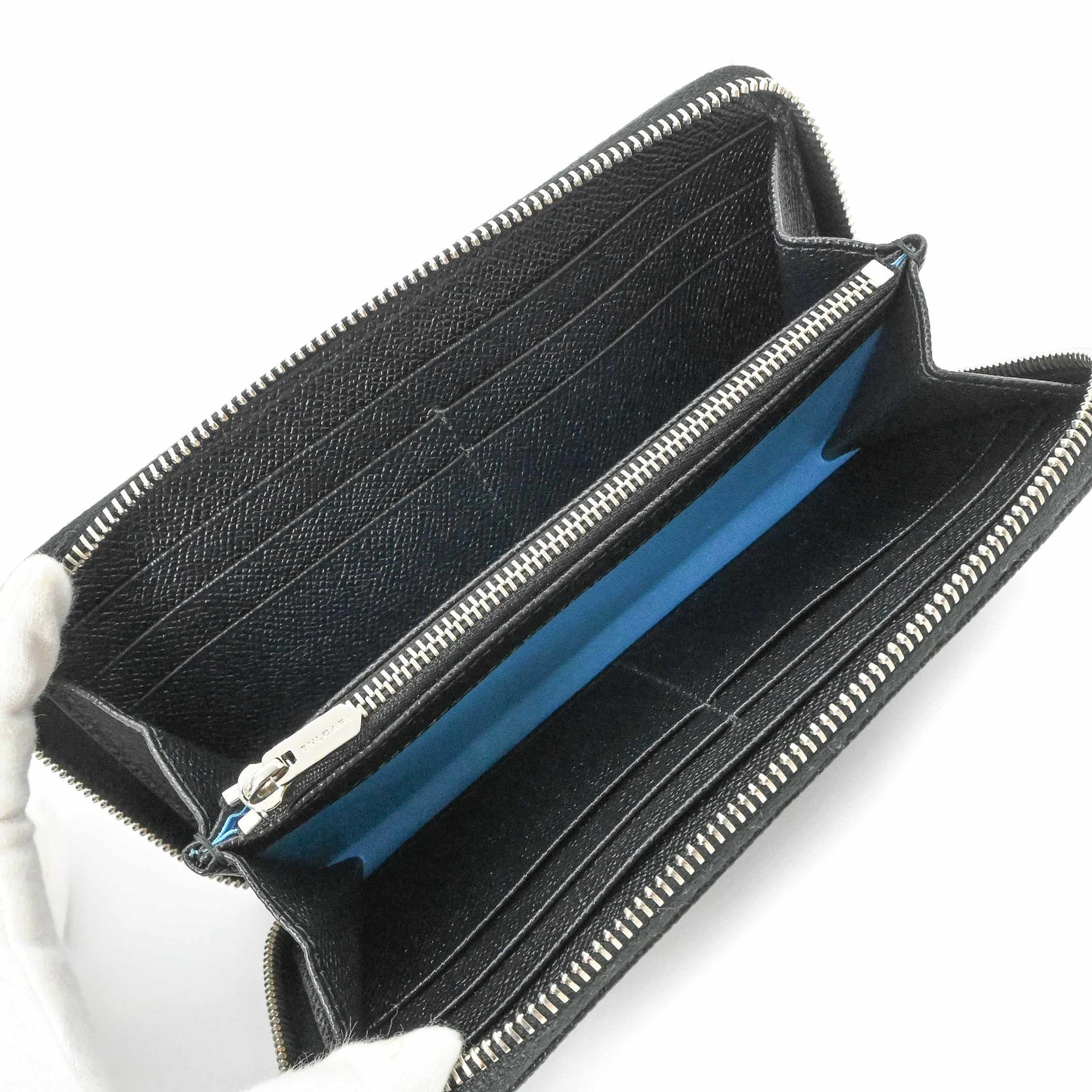 Bvlgari Black Leather Long Wallet (Bi-Fold) (Pre-Owned)