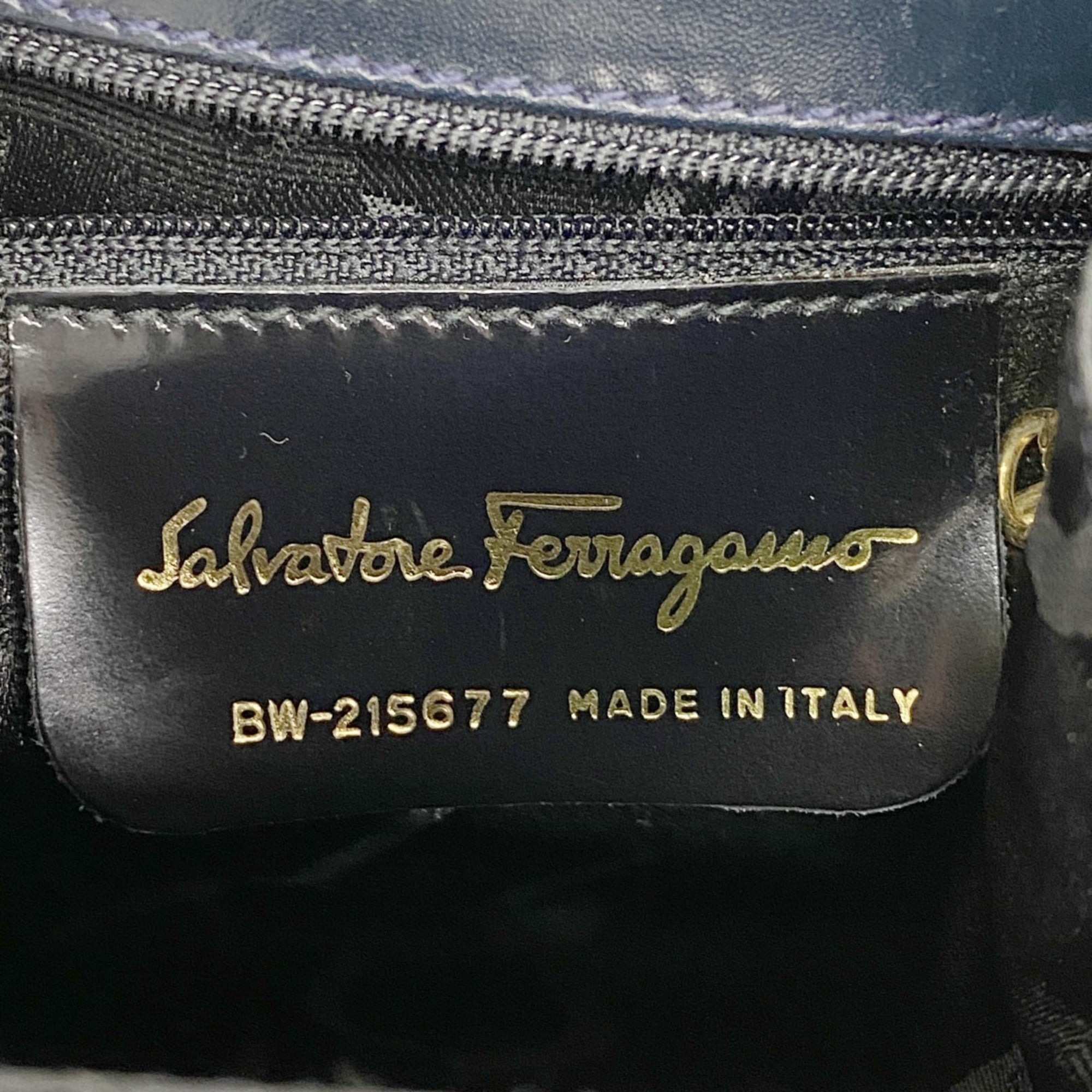 Salvatore Ferragamo Navy Leather Handbag (Pre-Owned)