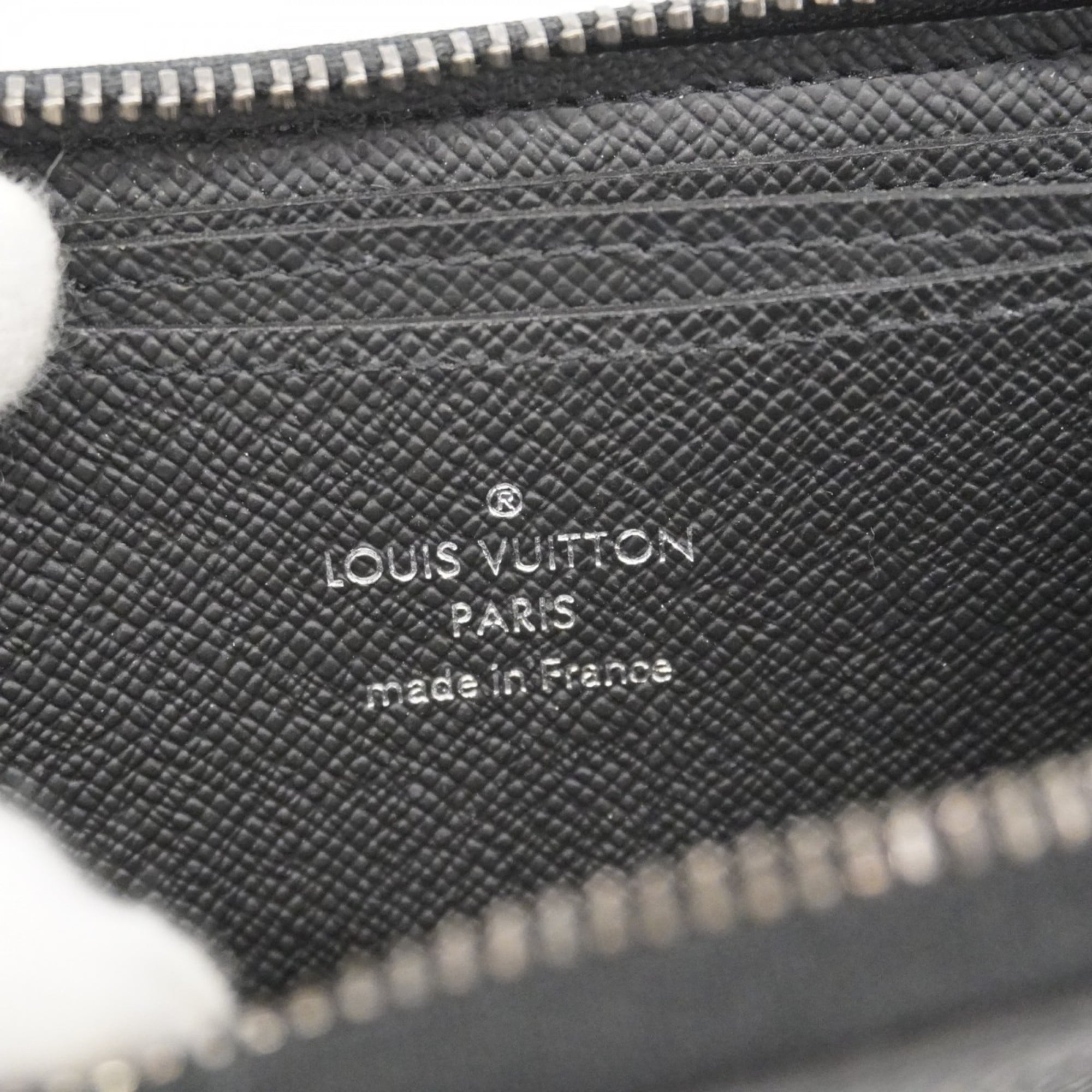 Louis Vuitton Black Coin Purse/Coin Case (Pre-Owned)
