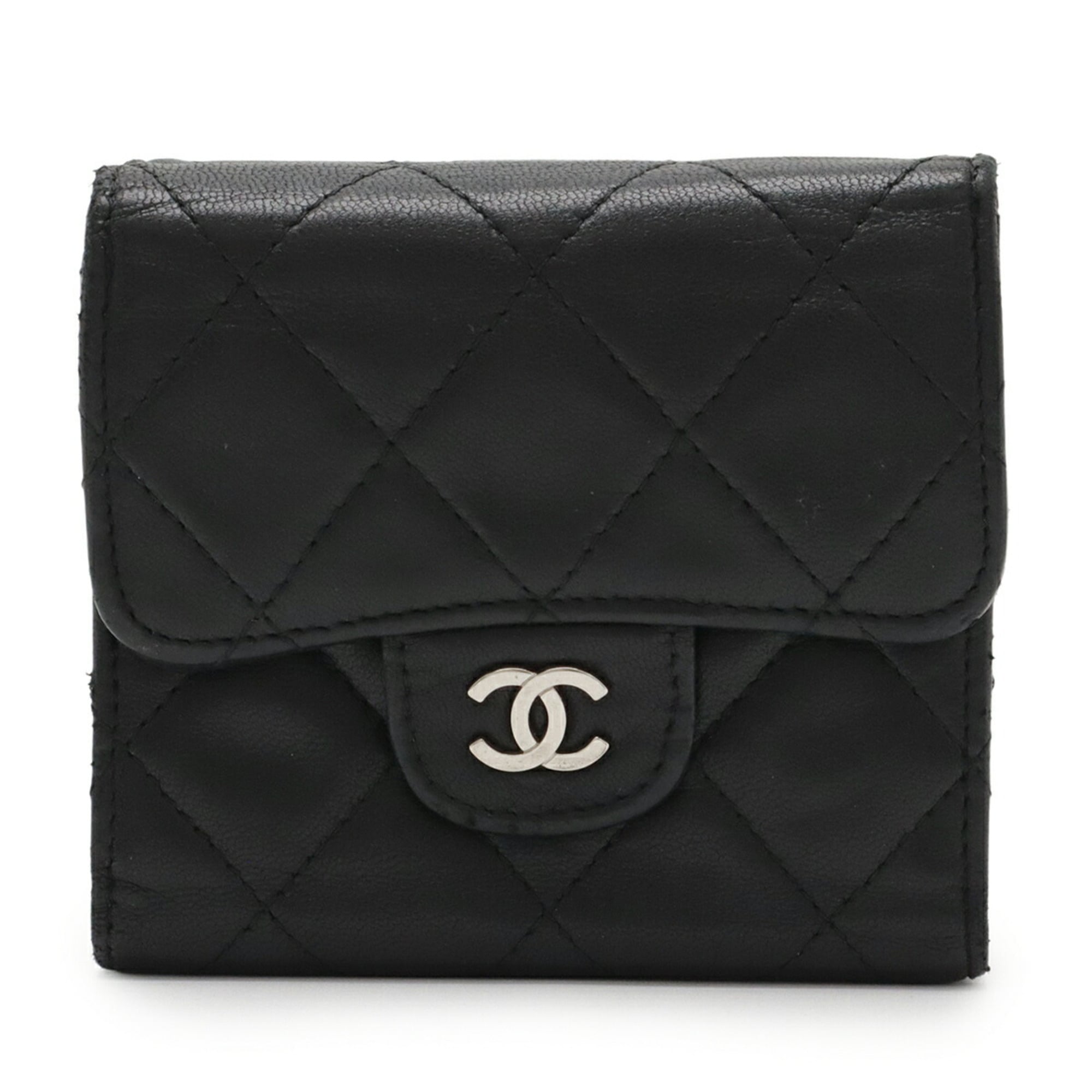 Chanel Black Leather Wallet (Bi-Fold) (Pre-Owned)