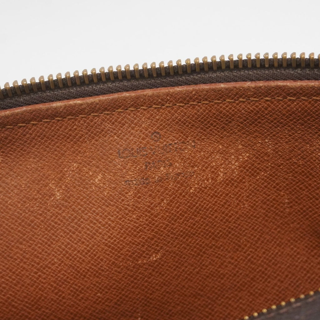 Louis Vuitton Brown Handbag (Pre-Owned)