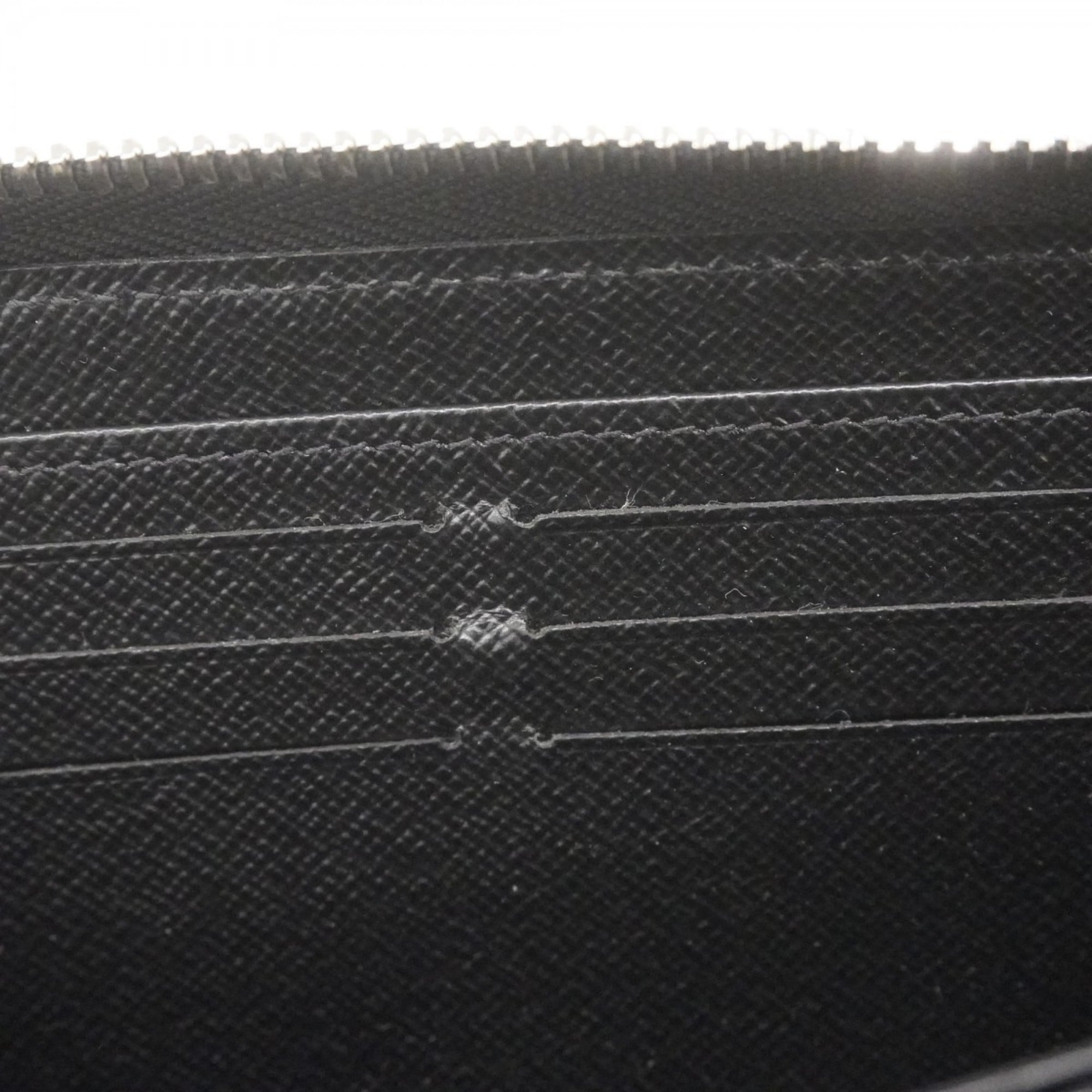 Louis Vuitton Noir Long Wallet (Bi-Fold) (Pre-Owned)