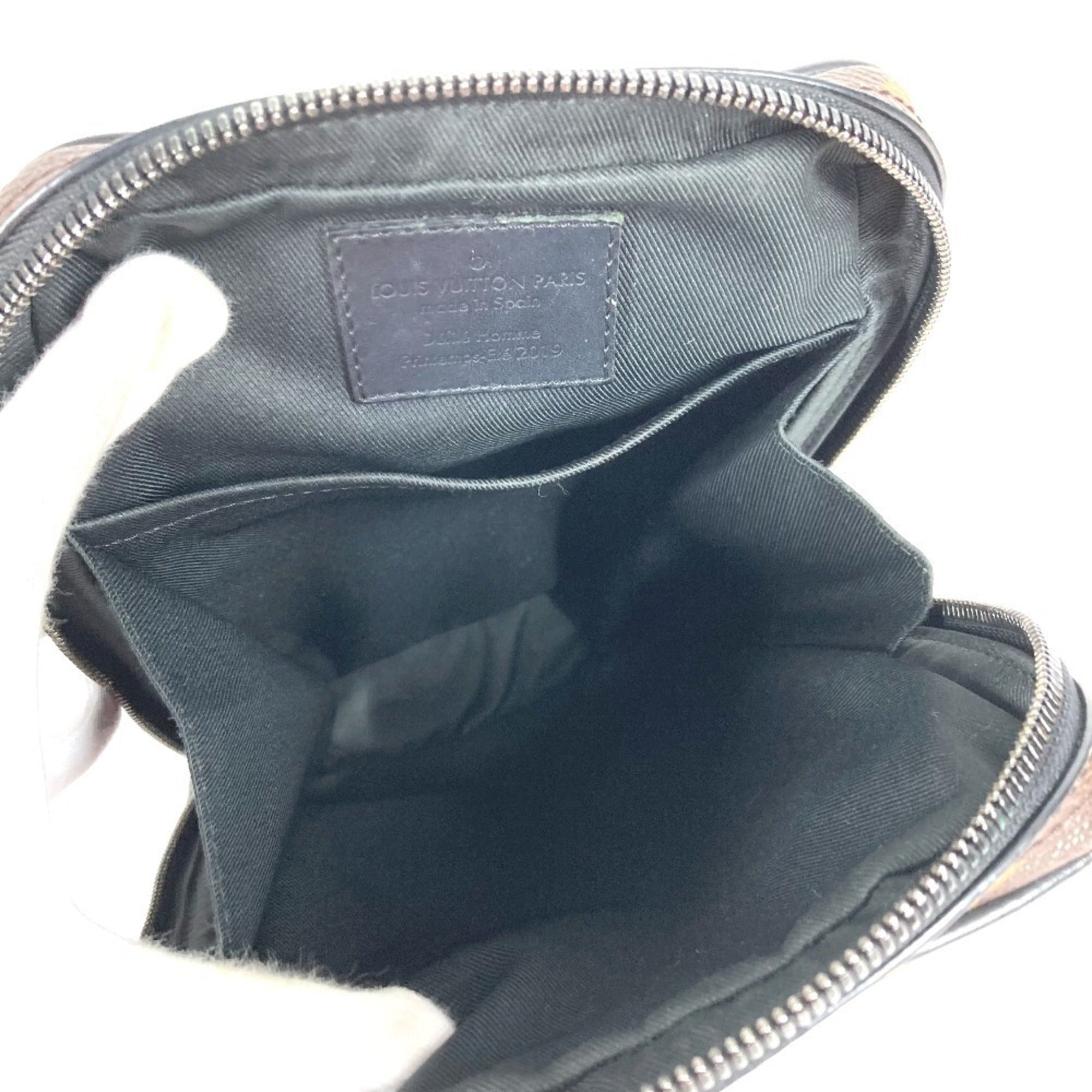 Louis Vuitton Brown Monogram Monogram Leather Pochette Pouch Shoulder Bag (Pre-Owned)