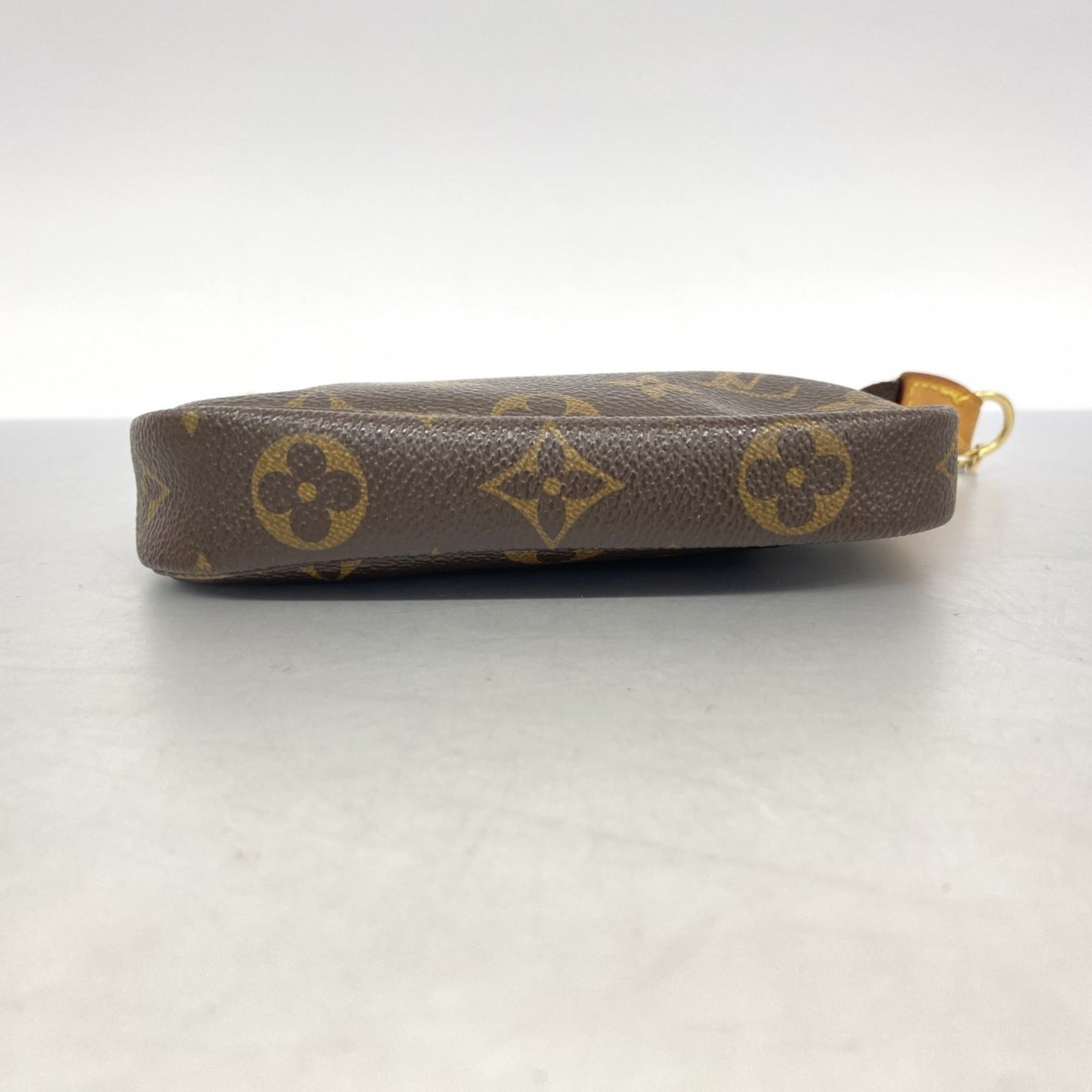 Louis Vuitton Brown Pouch (Pre-Owned)