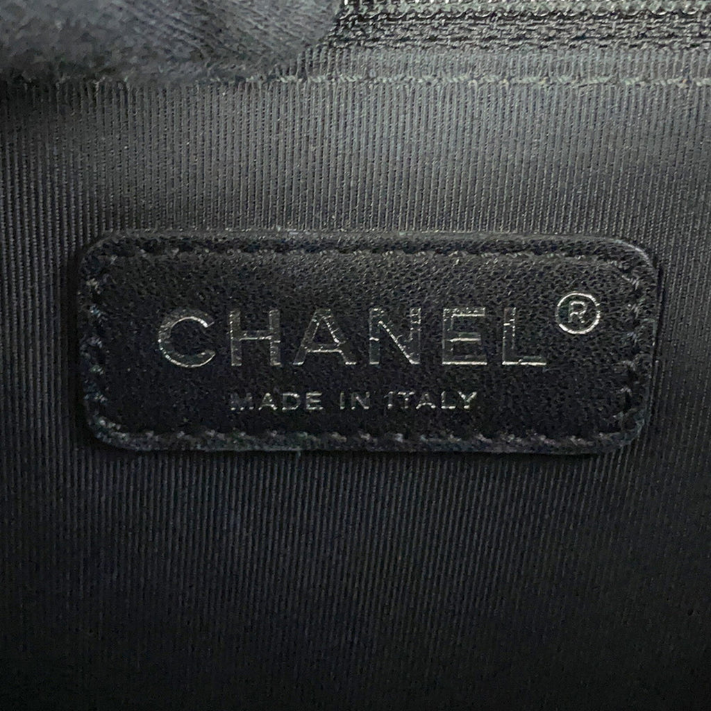Chanel Boy Chanel Gray Beads Leather Shoulder Bag (Pre-Owned)