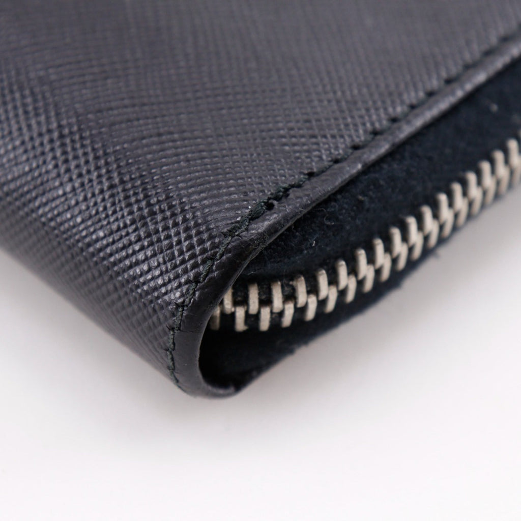 Prada Saffiano Black Saffiano Long Wallet (Bi-Fold) (Pre-Owned)