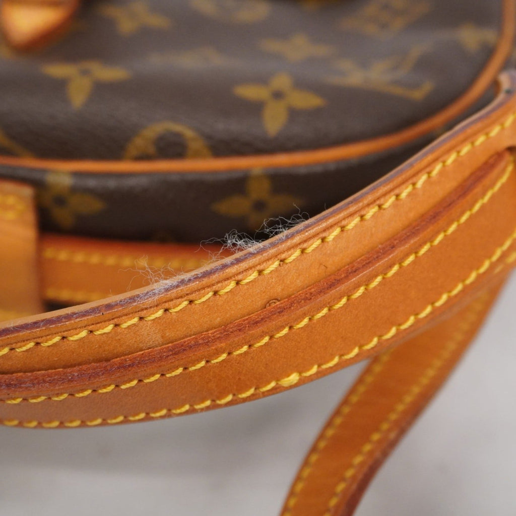 Louis Vuitton Brown Shoulder Bag (Pre-Owned)