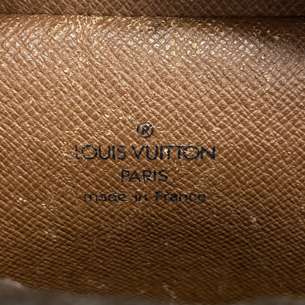 Louis Vuitton Brown Shoulder Bag (Pre-Owned)