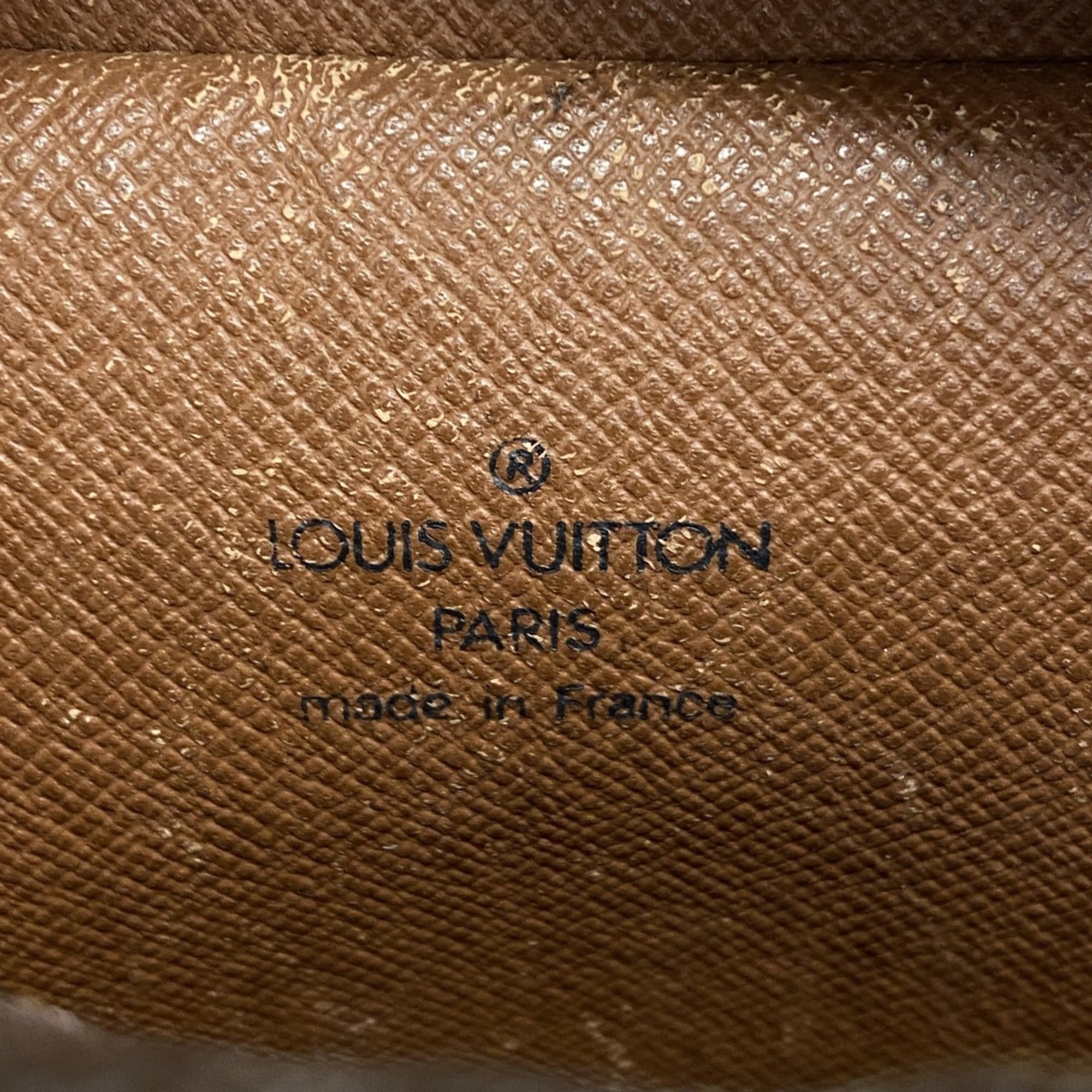 Louis Vuitton Brown Shoulder Bag (Pre-Owned)