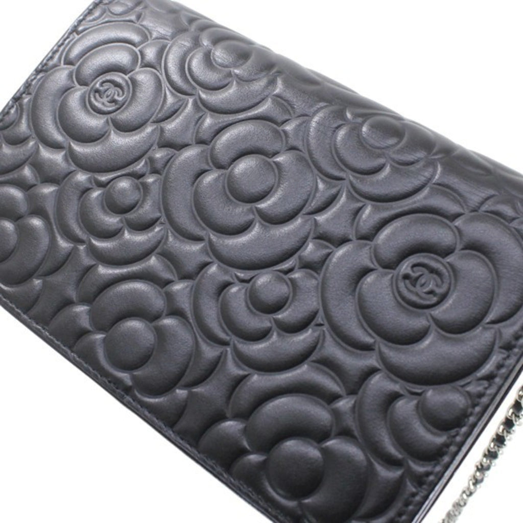 Chanel Black Leather Shoulder Bag (Pre-Owned)
