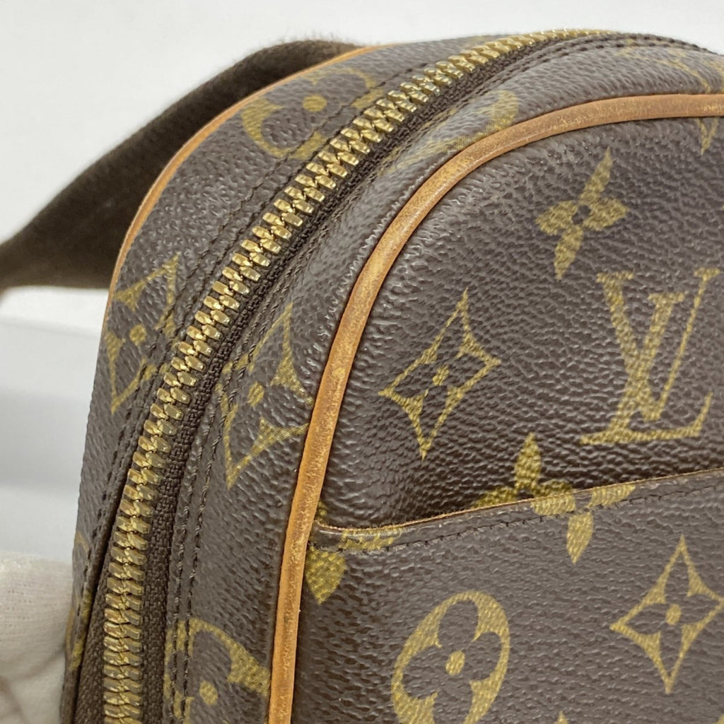 Louis Vuitton Brown Sling Bag (Pre-Owned)