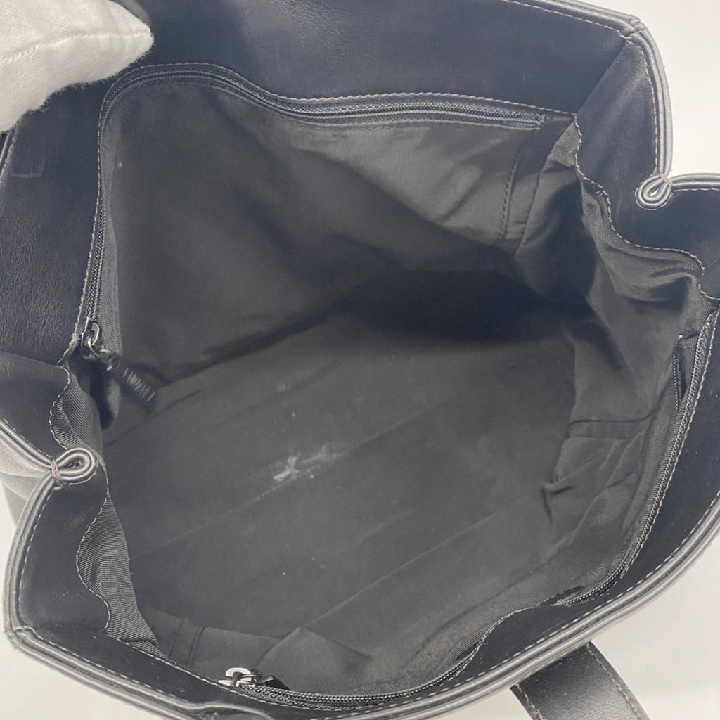Chanel Black Leather Tote Bag (Pre-Owned)