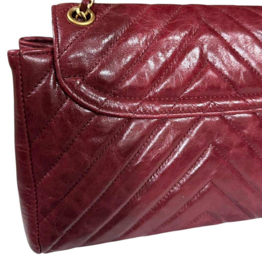 Chanel Red Color Leather Shoulder Bag (Pre-Owned)