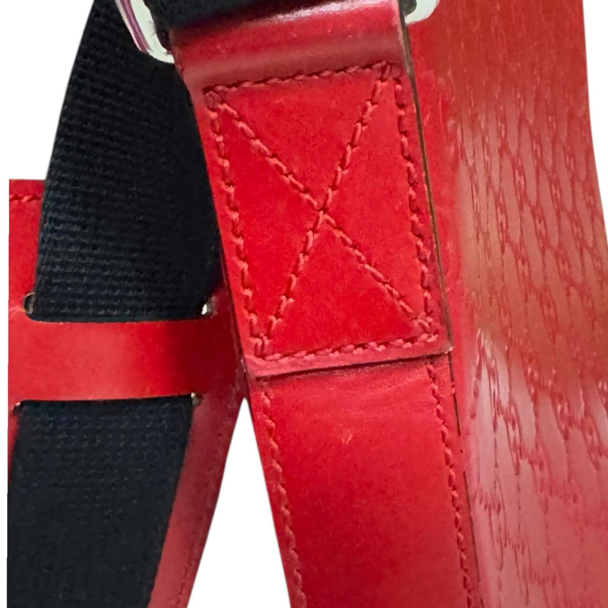 Gucci Red Color Leather Messenger Bag Shoulder Bag (Pre-Owned)