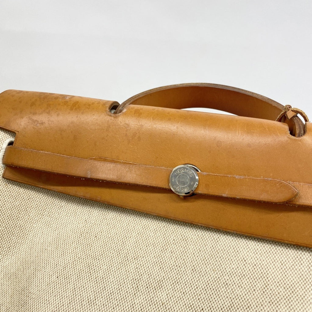 Hermes Natural Toile H Handbag (Pre-Owned)